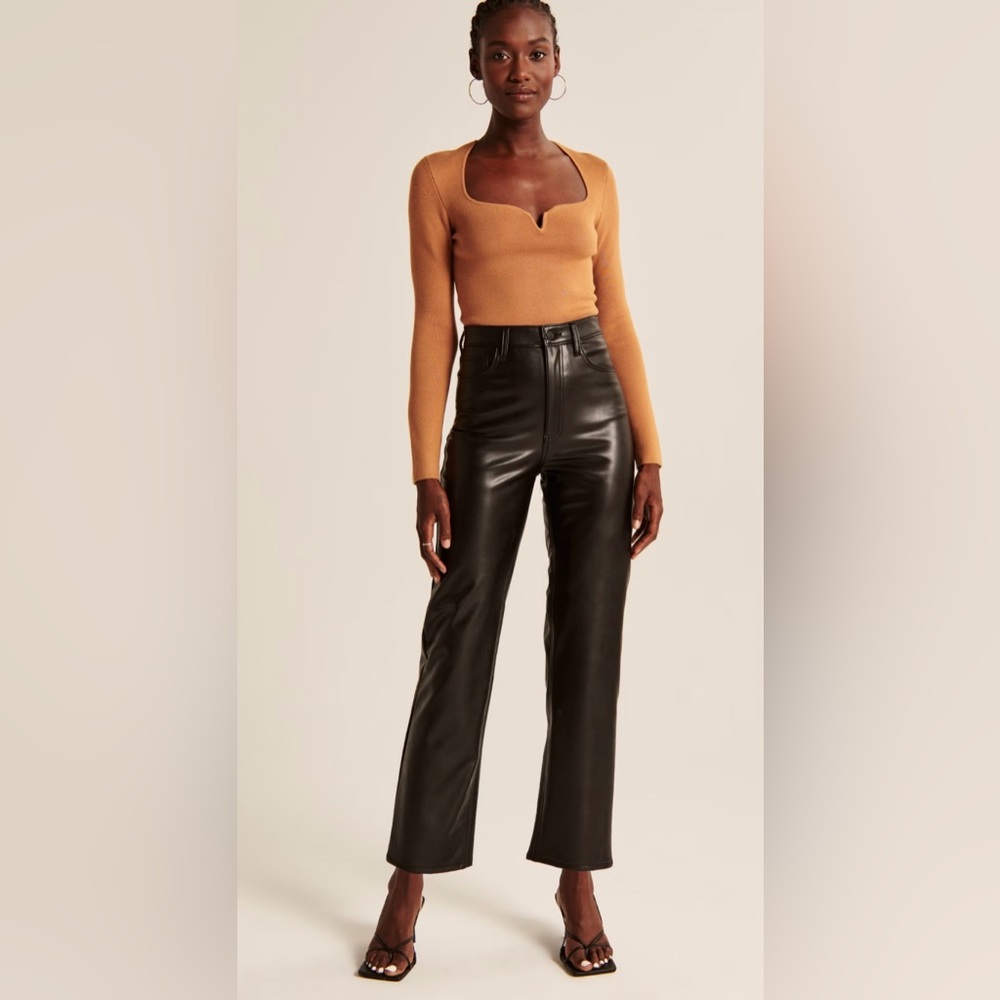 Abercrombie Vegan Leather Ankle Straight Pant - Black